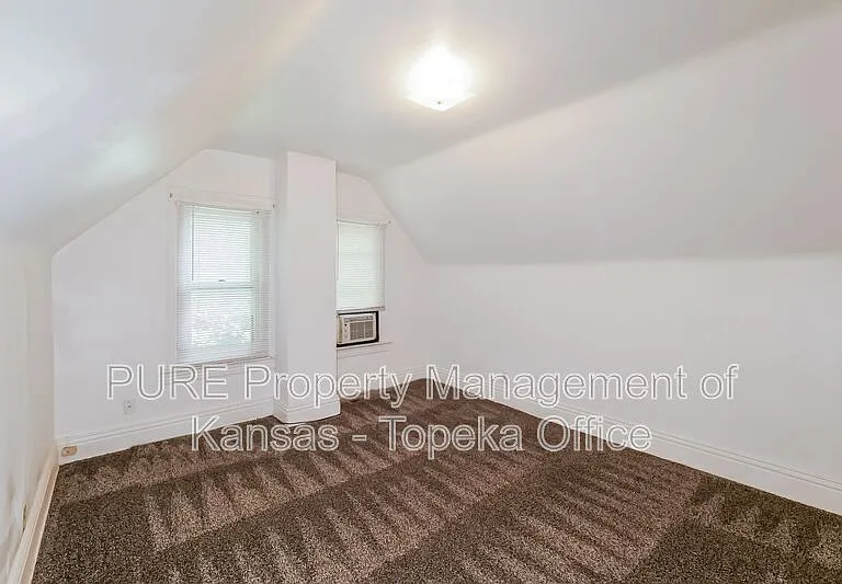 416 SW Clay St — Photo 15