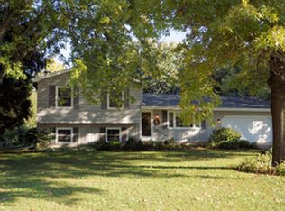 46W816 Elm St, Elburn, IL 60119