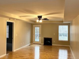 213 Inverness Ln, Winchester, KY 40391