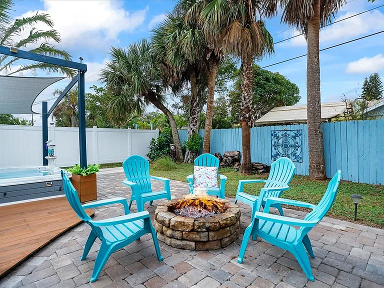 120 Flamingo Dr #1 — Photo 17