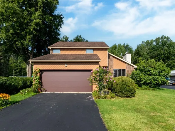 1020 Campbell Blvd, Amherst, NY 14228