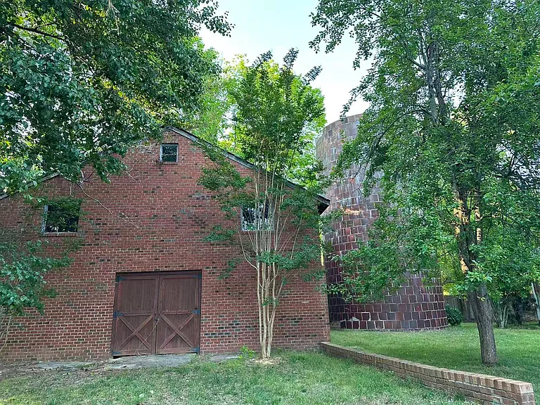 101 Silo Dr — Photo 18
