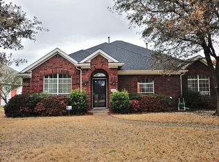 9818 Honeysuckle Dr, Frisco, TX 75035