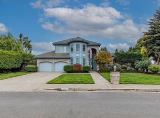 1695 Victorian Way, Eugene, OR 97401