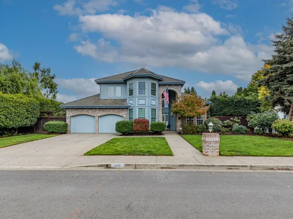 1695 Victorian Way, Eugene, OR 97401