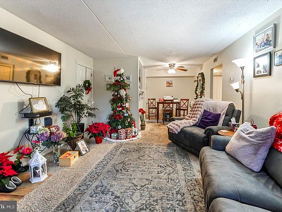 4th image of 5200 Hilltop Dr APT B11