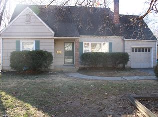 5407 W 55th St, Roeland Park, KS 66205