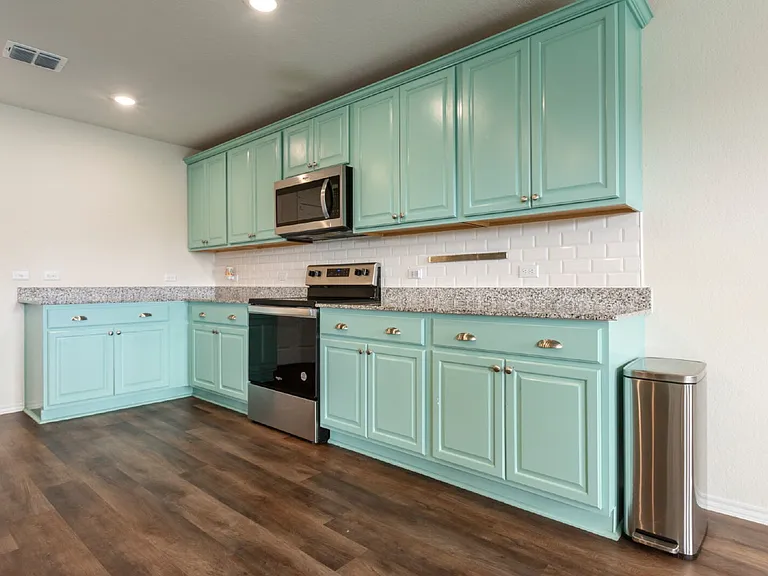 6110 Willow Point Blvd — Photo 12