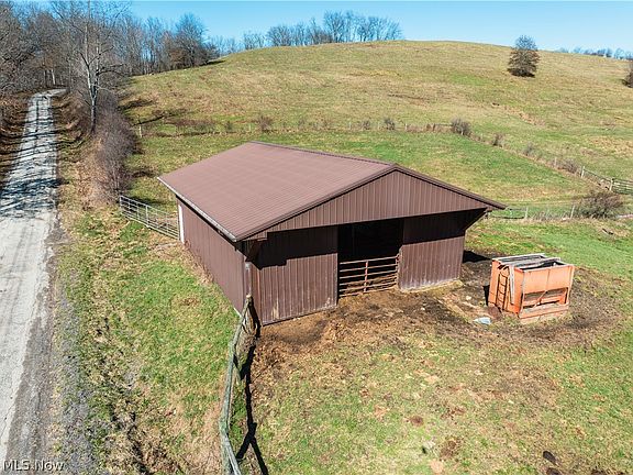 3rd image of Eckley Rd