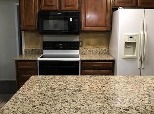 843 Bowling Green Dr, Lewisville, TX 75067