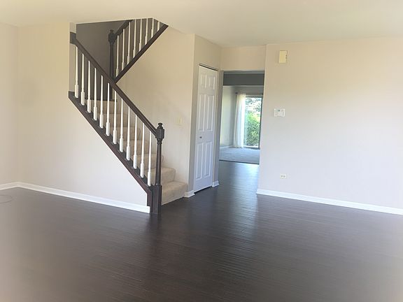 3rd image of 2866 Diane Dr
