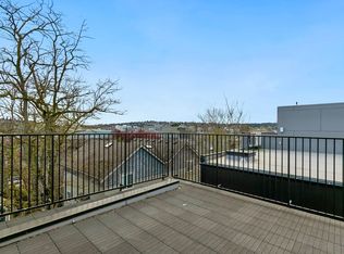 933C NW 52nd St, Seattle, WA 98107