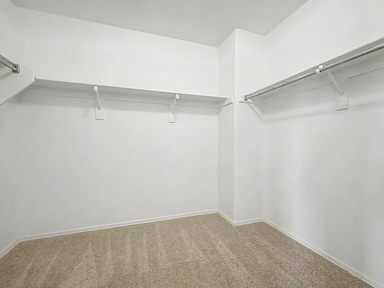 559 W Viola St — Photo 24