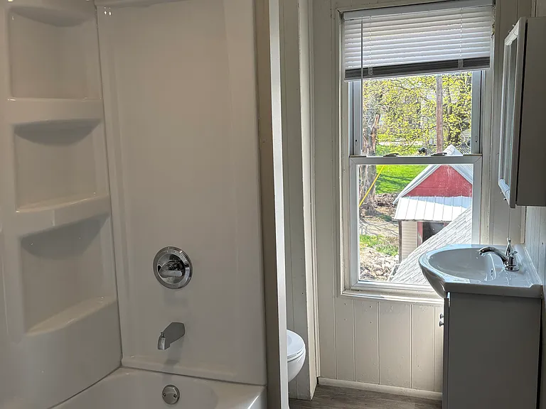 803 Garfield Ave SW — Photo 9