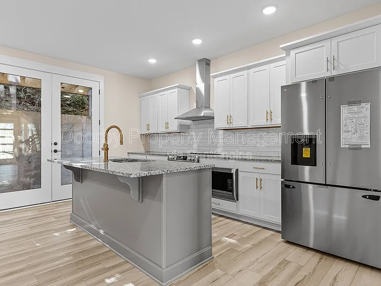 436 Wayne Ave — Photo 4
