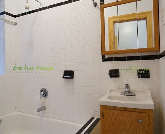 5th image of 281 Edgecombe Ave APT 1A