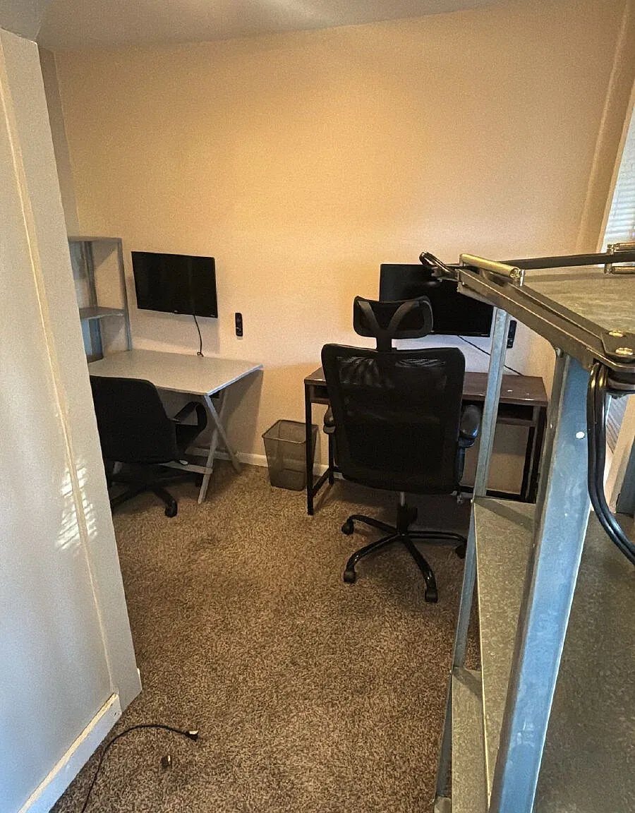 1 bed, 1.0 bath, $550 — Photo 3