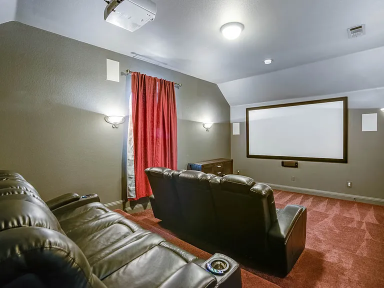 13083 Montfair Blvd — Photo 30