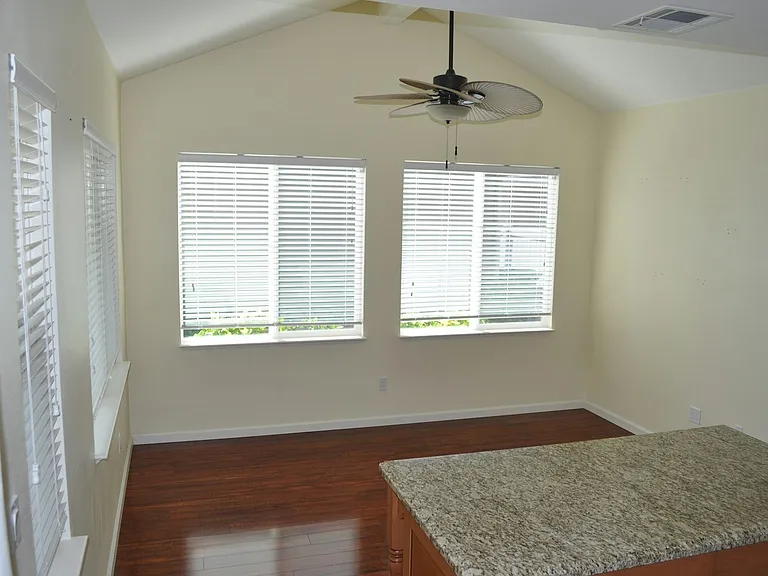 91-1048 Waikai St — Photo 5
