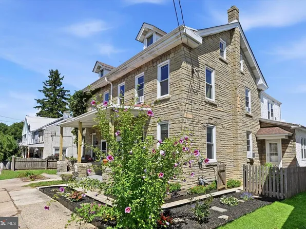 123 Bradford Ave, Downingtown, PA 19335