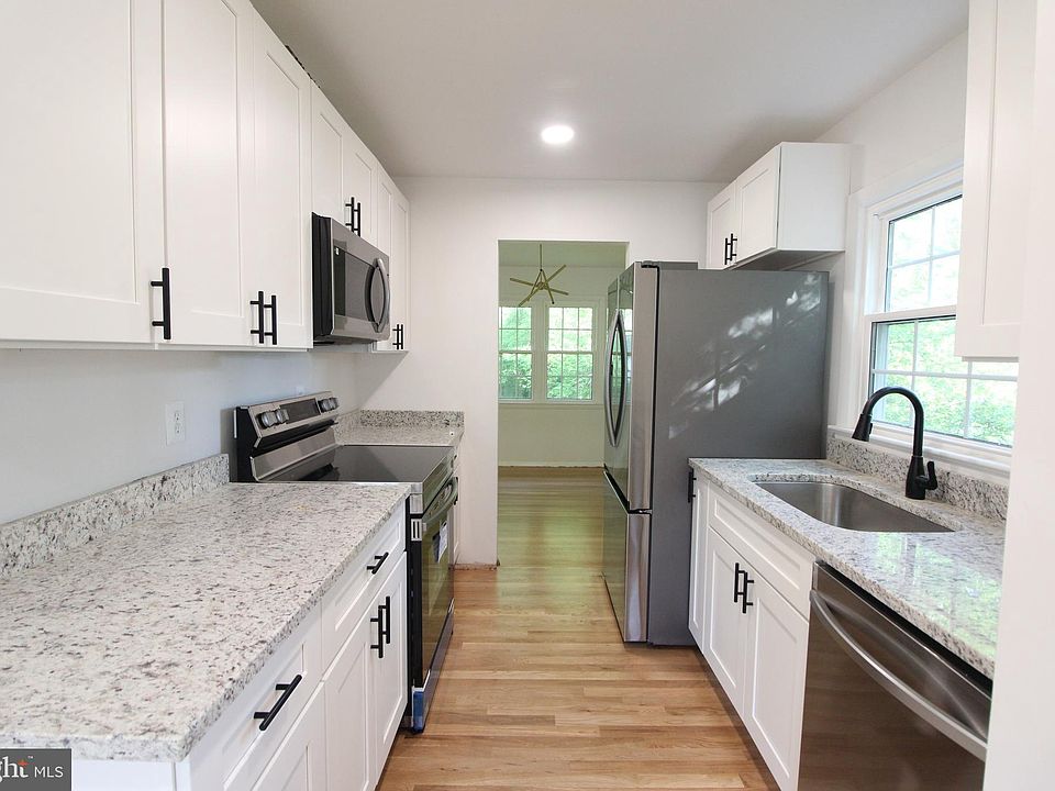 1st image of 7254 Beverly Manor Dr
