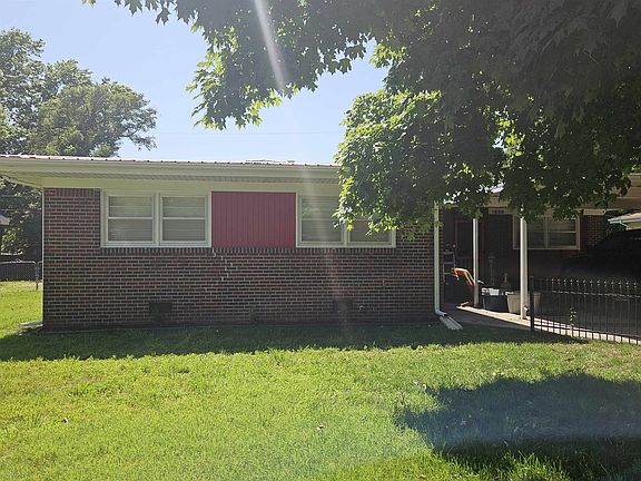 5th image of 1639 Montana St