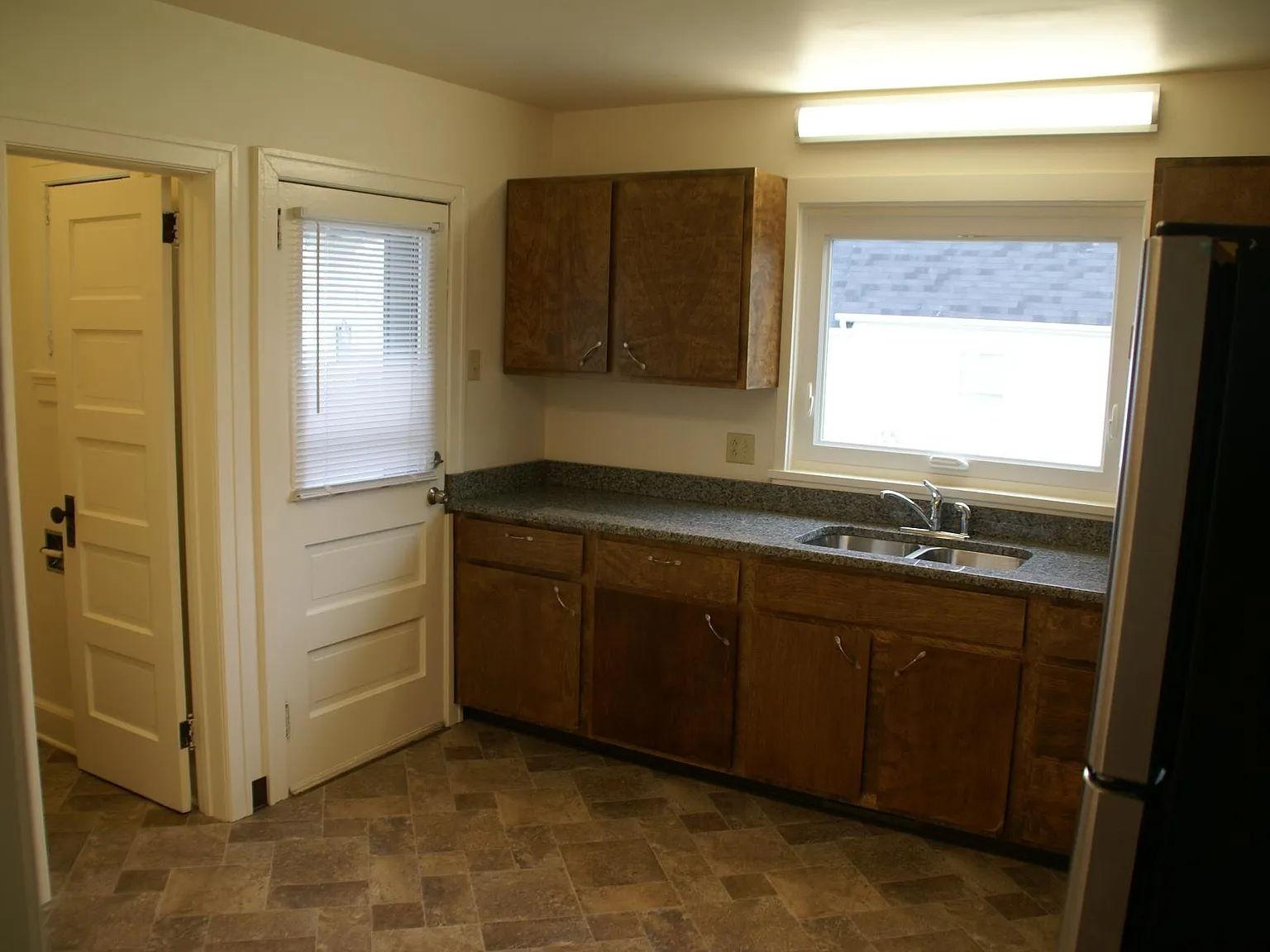 617 Hepburn St — Photo 4
