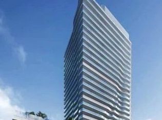 1010 Sandy Beach Rd #902, Pickering, ON L1W 3X5