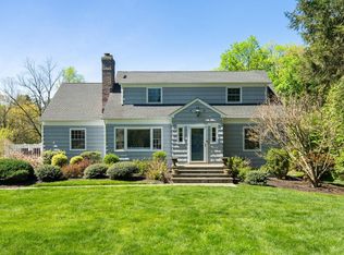 12 Pond Hill Rd, Chappaqua, NY 10514