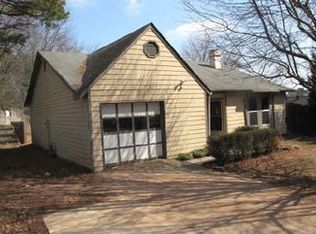 815 Brandlwood Way, Lilburn, GA 30047