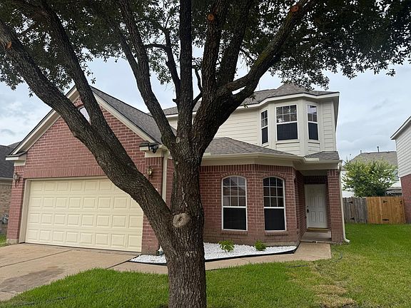 2nd image of 2707 Oak Ridge Park Dr