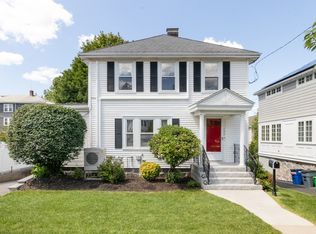 152 Church St, West Roxbury, MA 02132