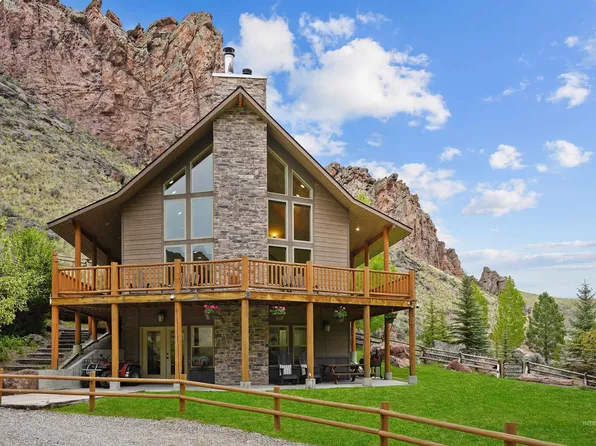 9 Autumn Blaze Ln, Salmon, ID 83467