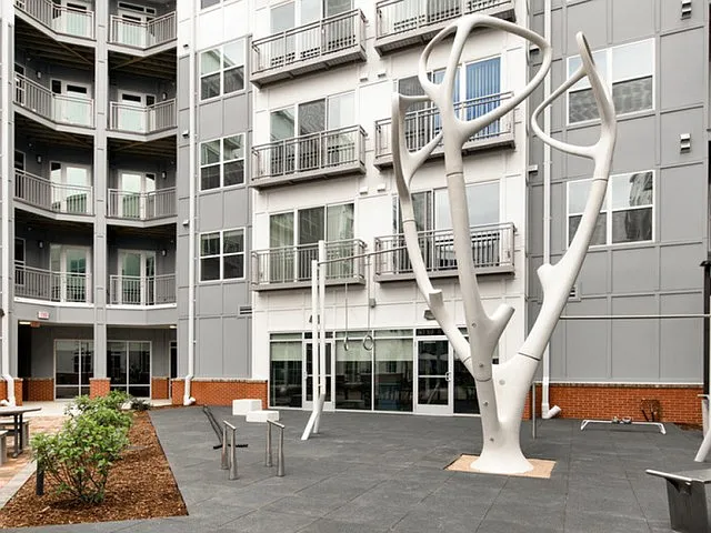Belvoir Square — Photo 7