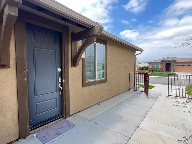 26443 Sunstar Dr #ADU — Photo 1