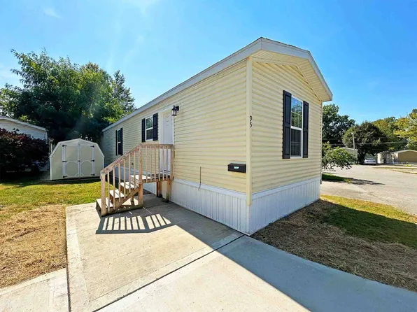7055 Quarry Rd #95, Amherst, OH 44001