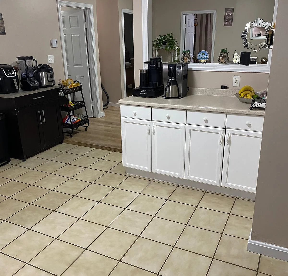 3 bed, $2,000 — Photo 1