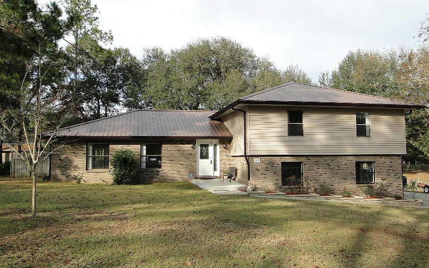 1st image of 269 SW Blueberry Pl