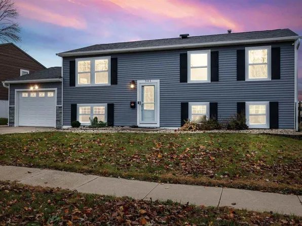 341 Lewellen Dr NW, Cedar Rapids, IA 52405