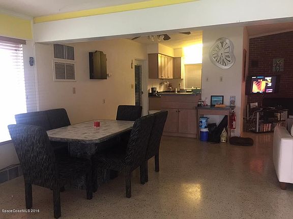 5th image of 119 Sunset Dr