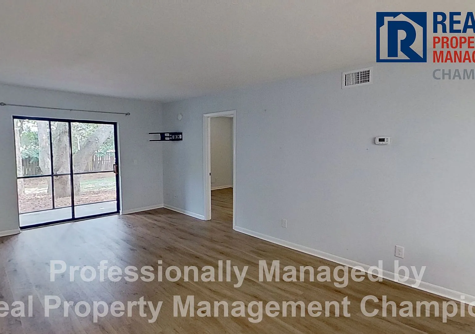 2 BD/2 BA Ground Floor Condo in Holly Tree w/Community Pool — Photo 2