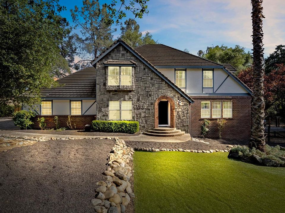 1st image of 620 Tanbark Oak Ct