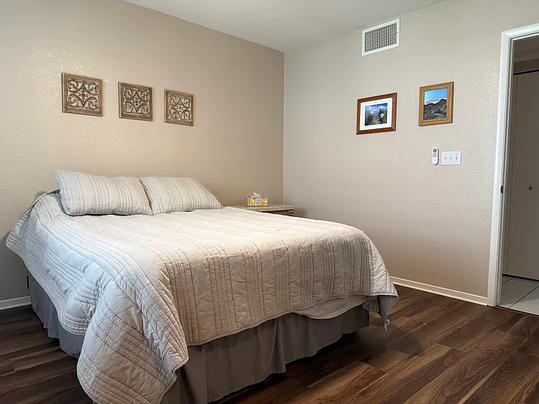 1901 Villa Palms Ct — Photo 17
