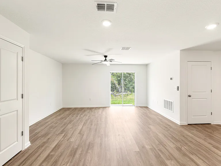 14241 SW 34th Terrace Rd — Photo 8