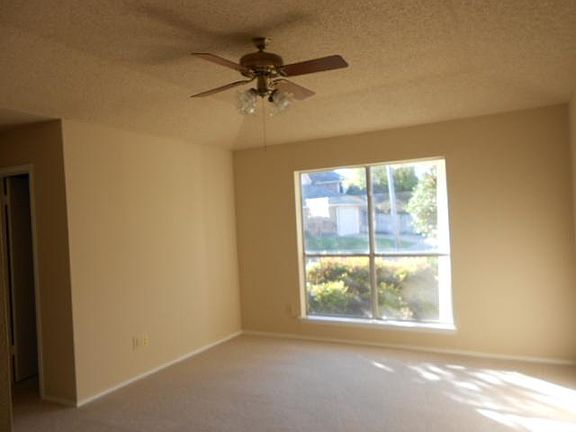 5th image of 3133 Santana Ln