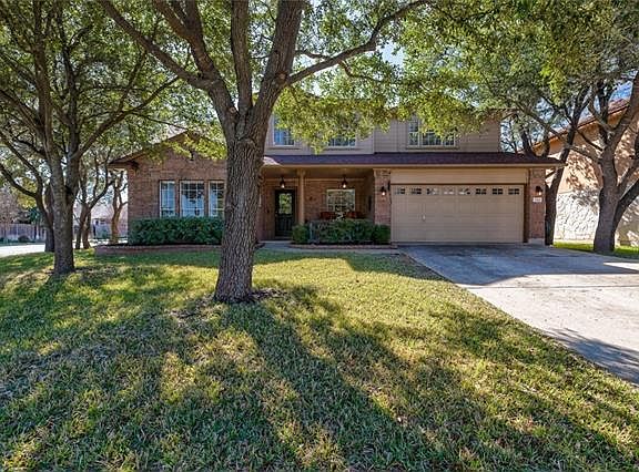 3rd image of 3301 Saint Genevieve Dr