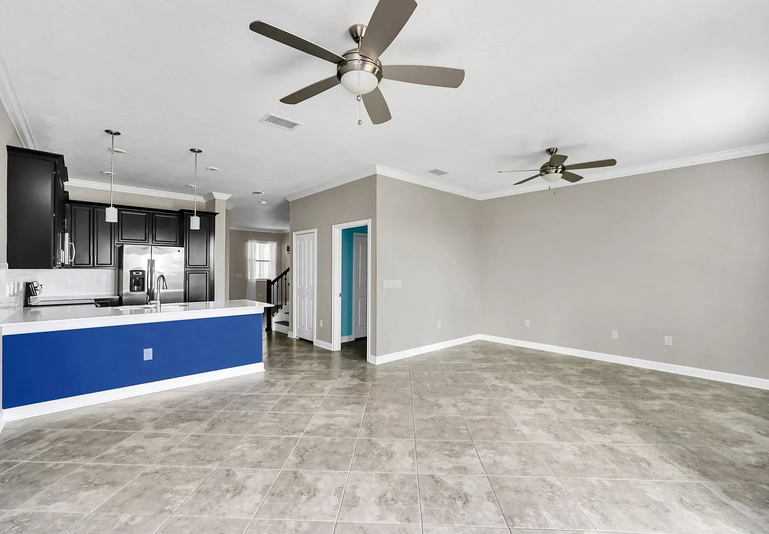 3 bed, 2.5 bath, 1828 sqft, $2,250 — Photo 4