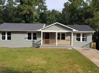 2074 Mark Trl, Decatur, GA 30032