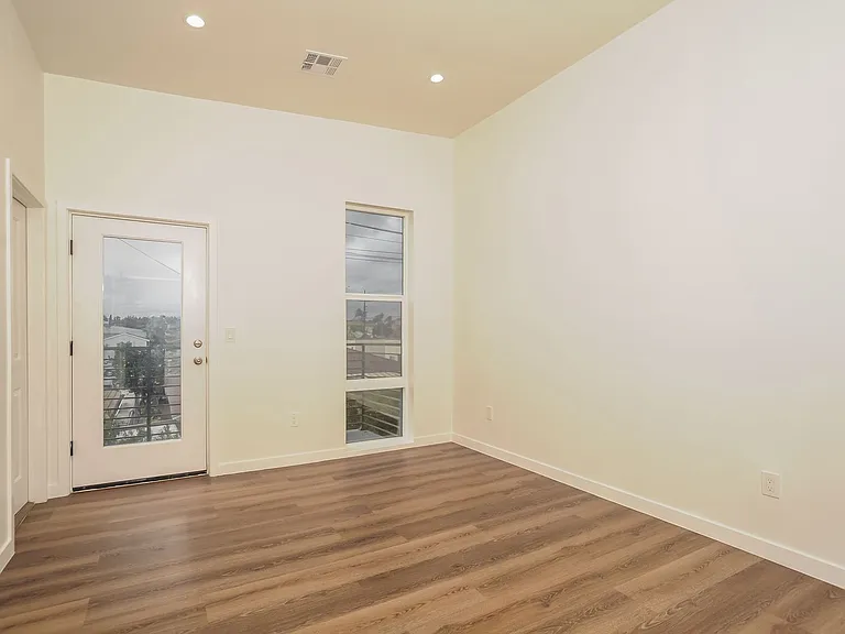Belden East LA — Photo 9