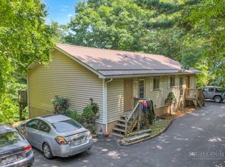 323 Mountain Aire Ln, Boone, NC 28607